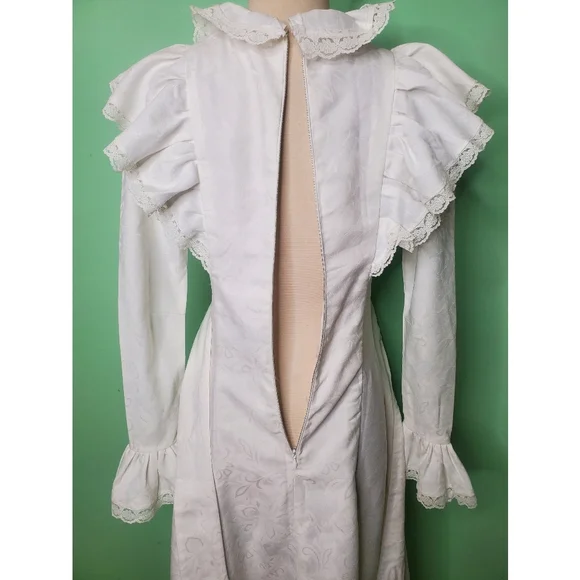 Vintage Boho Wedding Gown White Brocade Lace Long Sleeve Sash Dress - Picture 11 of 11